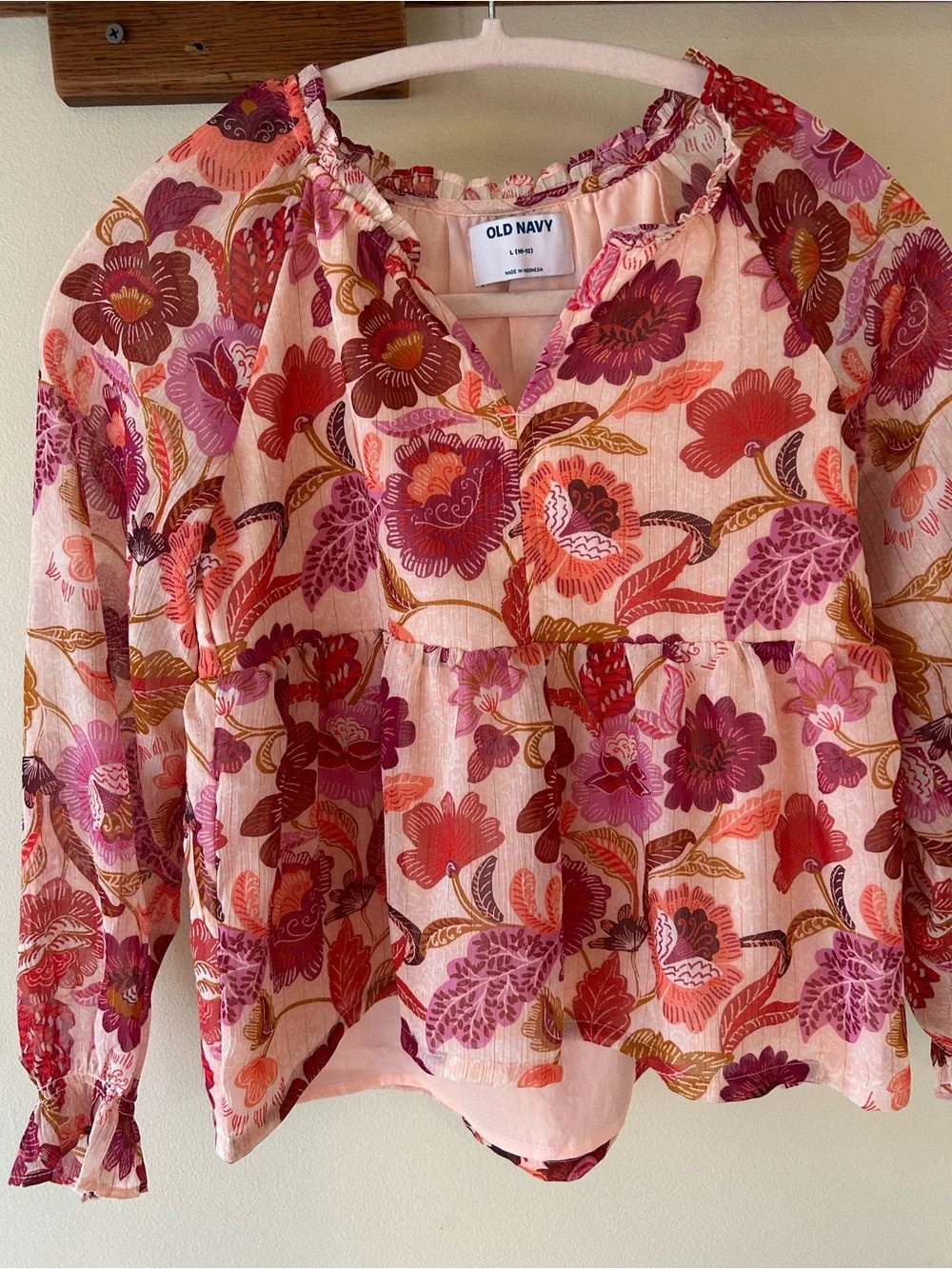 Old Navy Coral and pink floral boho peasant top girls 10-12